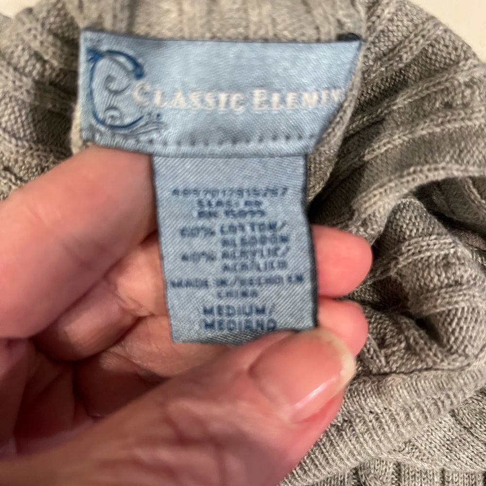 Gray Ribbed Sweater - Picture 3 of 3